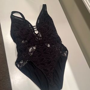 Becca crochet swimsuit - size L